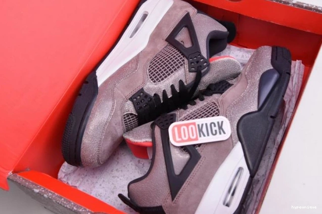 HYPE Jordan Retro Air 4 DB0732-200 